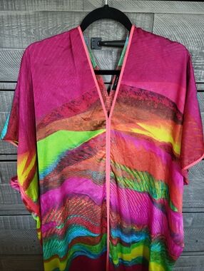 Natori Kaftans Long Vibrant Pink Multicolor Women's V-Neck Dress Cover Up.Medium
